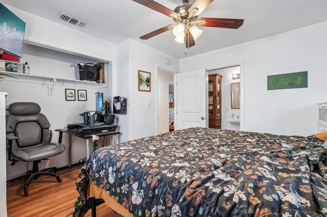 8878 Greenhalgh Ln, Orangevale, CA 95662