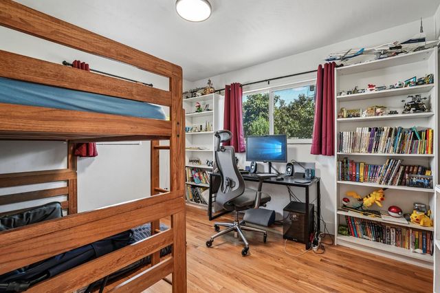 8878 Greenhalgh Ln, Orangevale, CA 95662