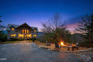 1118 Eagle Pointe Way, Pigeon Forge, TN 37863