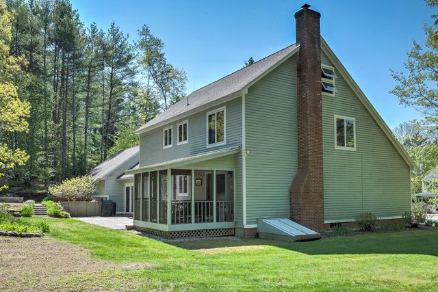 55 Barden Circle, Swanzey, NH 03446