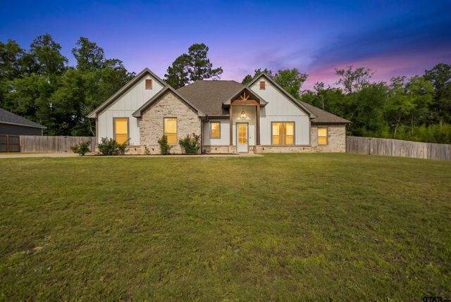 14467 Alena Dr, Lindale, TX 75771