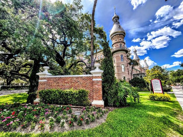 3320 W LEROY STREET, Tampa, FL 33607