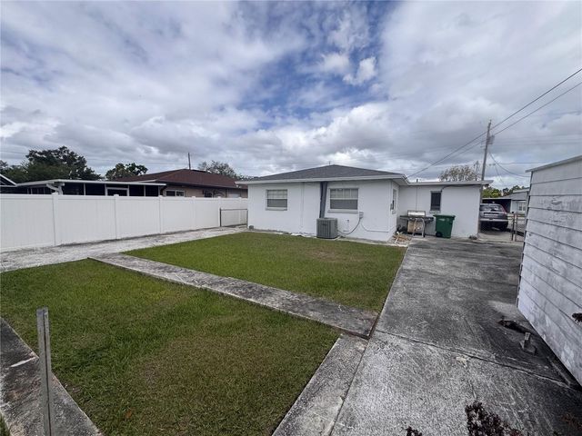 3320 W LEROY STREET, Tampa, FL 33607