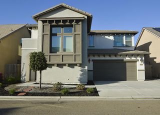 3412 W Venice, Visalia, CA 93277