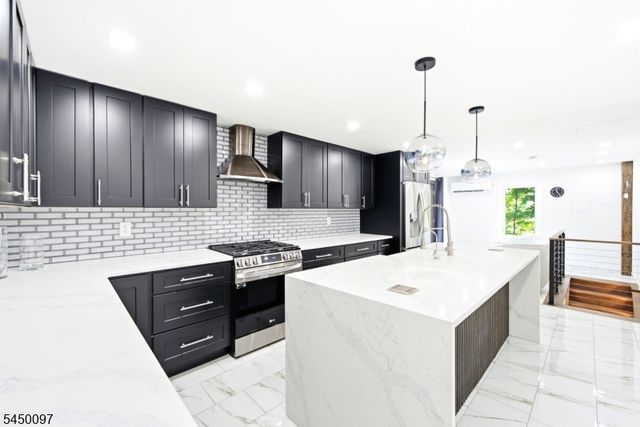 142 Gunn Rd, Frankford Twp., NJ 07826