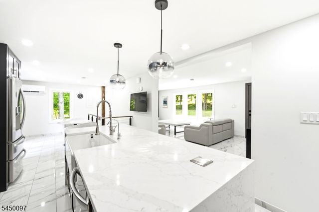 142 Gunn Rd, Frankford Twp., NJ 07826