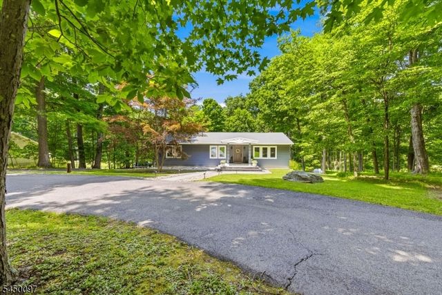 142 Gunn Rd, Frankford Twp., NJ 07826