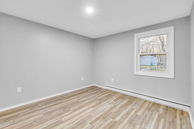 120 Gallup Hill Road APT 3C, Ledyard, CT 06339