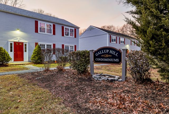 120 Gallup Hill Road APT 3C, Ledyard, CT 06339