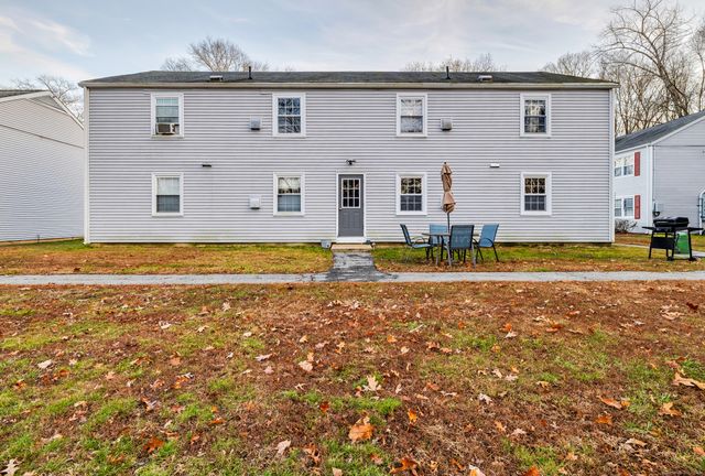 120 Gallup Hill Road APT 3C, Ledyard, CT 06339