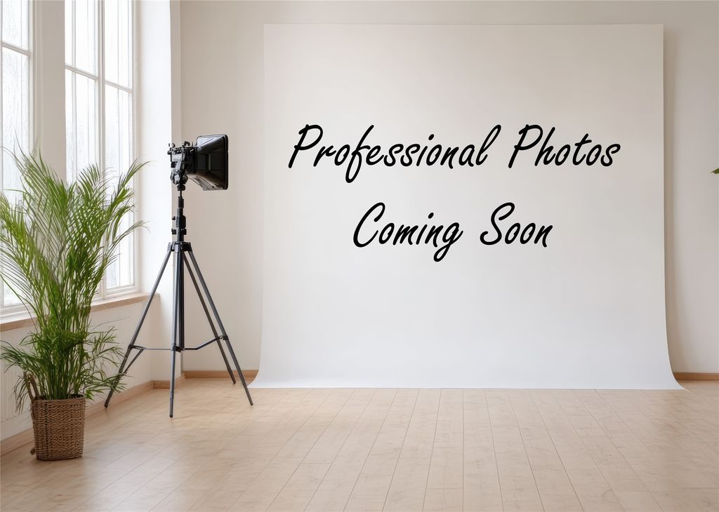 4880 Parkview Hills Lane, Fort Worth, TX 76179