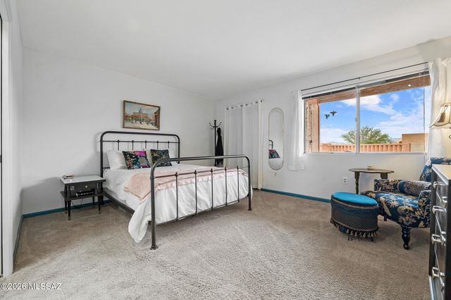 3863 S Calle Del Escudo, Green Valley, AZ 85622