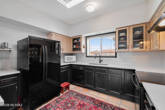 3863 S Calle Del Escudo, Green Valley, AZ 85622