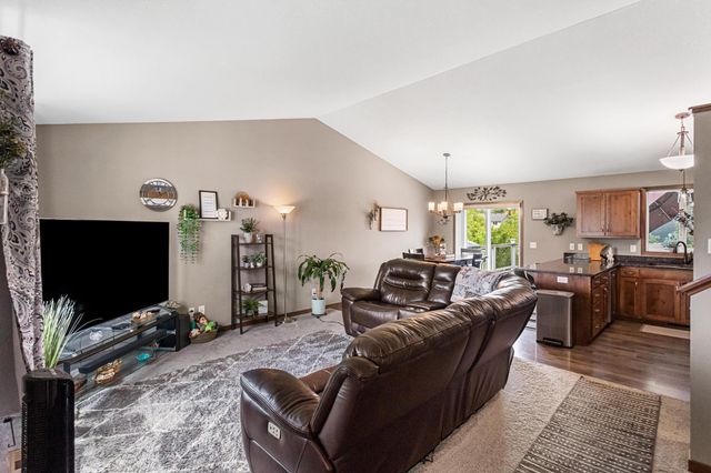 25464 11th Street W, Zimmerman, MN 55398
