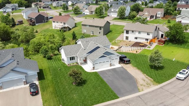 25464 11th Street W, Zimmerman, MN 55398