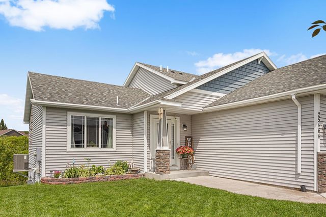 25464 11th Street W, Zimmerman, MN 55398