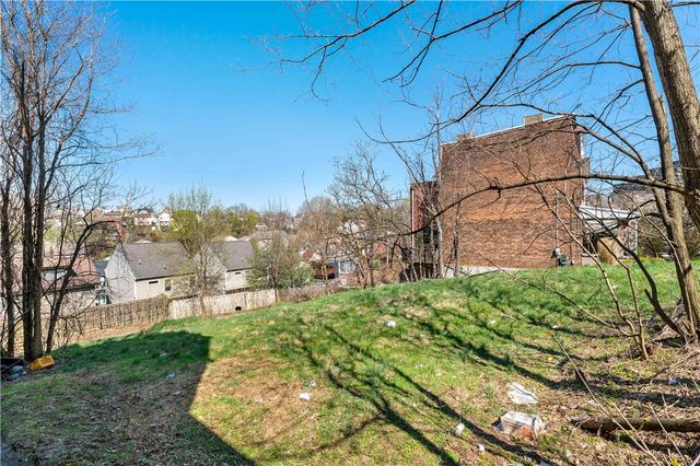 260-262 PLYMOUTH ST, Mt Washington, PA 15211