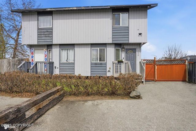 7640 Snow View Drive, Anchorage, AK 99507