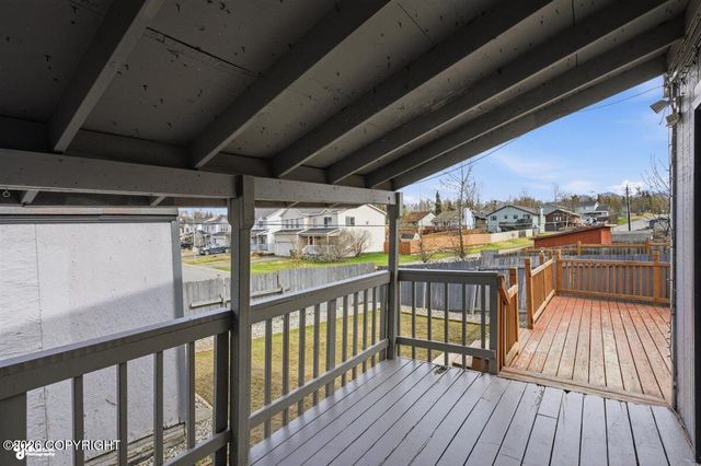 7640 Snow View Drive, Anchorage, AK 99507