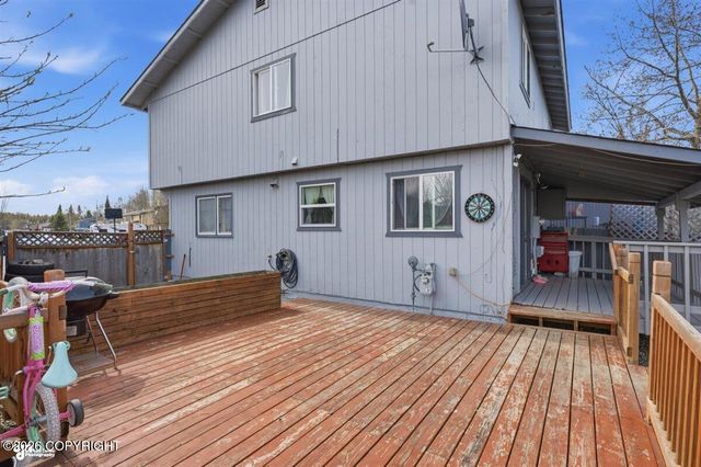 7640 Snow View Drive, Anchorage, AK 99507