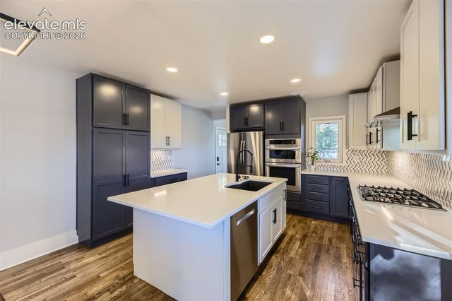 70 Cascade Court, Colorado Springs, CO 80907