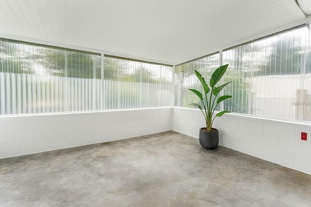 2304 COUNTRY CLUB ROAD, Eustis, FL 32726