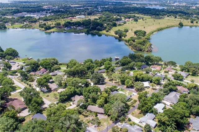 2304 COUNTRY CLUB ROAD, Eustis, FL 32726