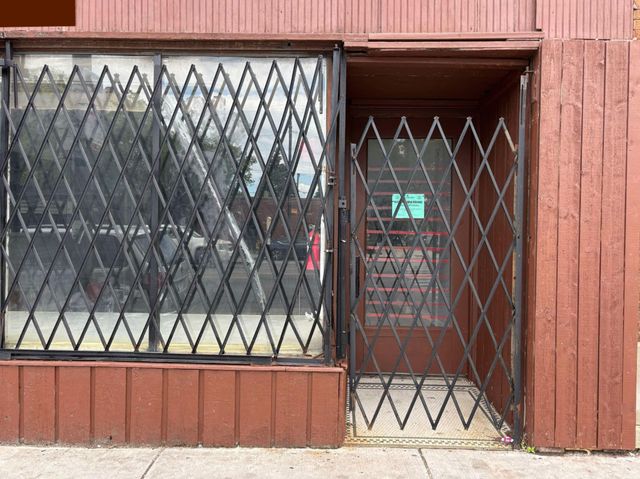 5325 W North Avenue, Chicago, IL 60639