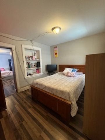 5325 W North Avenue, Chicago, IL 60639