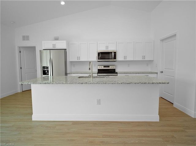 5021 Myrtlewood RD, Labelle, FL 33935