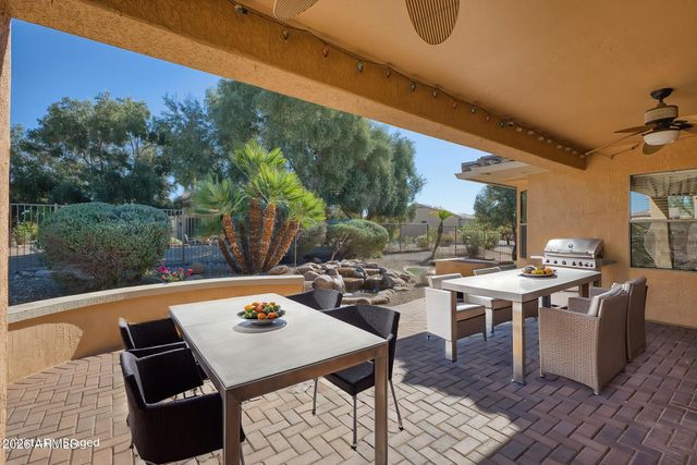 16838 W DESERT BLOSSOM Way, Surprise, AZ 85387