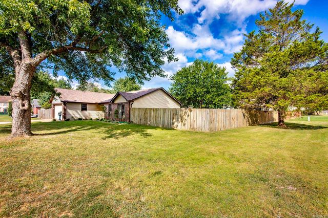 10 Fieldcrest Cv, Cabot, AR 72023