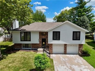 14401 Saint Andrews Drive, Grandview, MO 64030