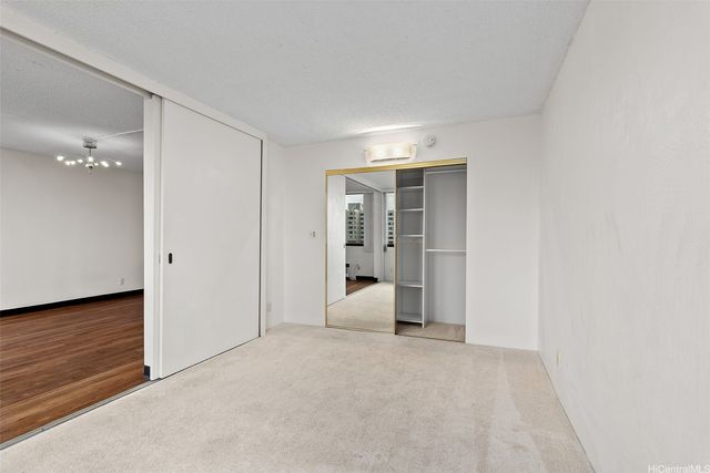 1255 Nuuanu Avenue E2506, Honolulu, HI 96817