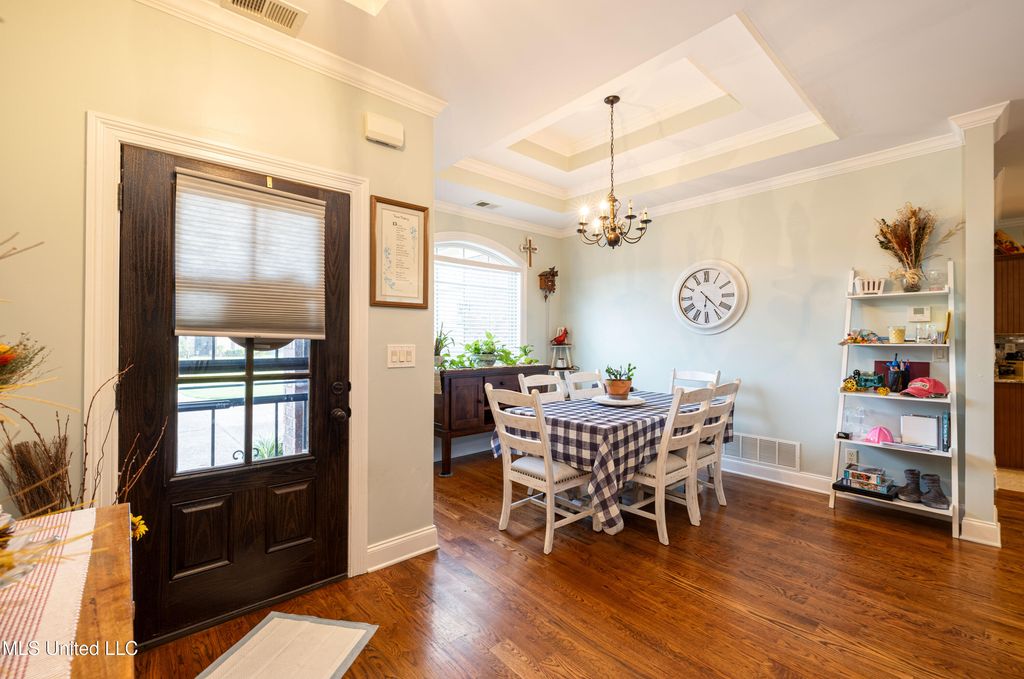 1668 Farindale Cove, Nesbit, MS 38651 — photo 5