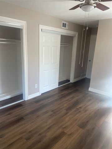 904 Spring Valley Plaza A, Richardson, TX 75080