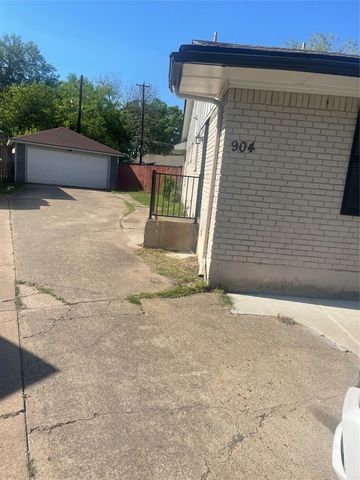 904 Spring Valley Plaza A, Richardson, TX 75080