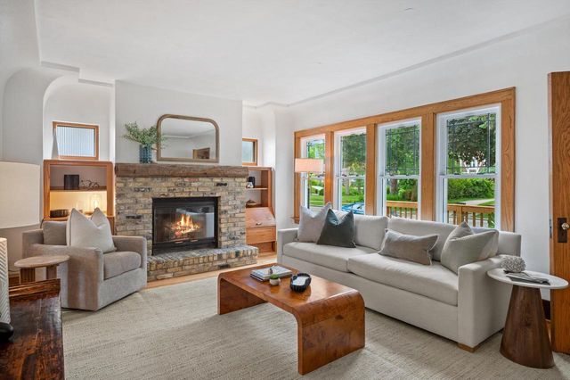 1512 E Olive STREET, Shorewood, WI 53211
