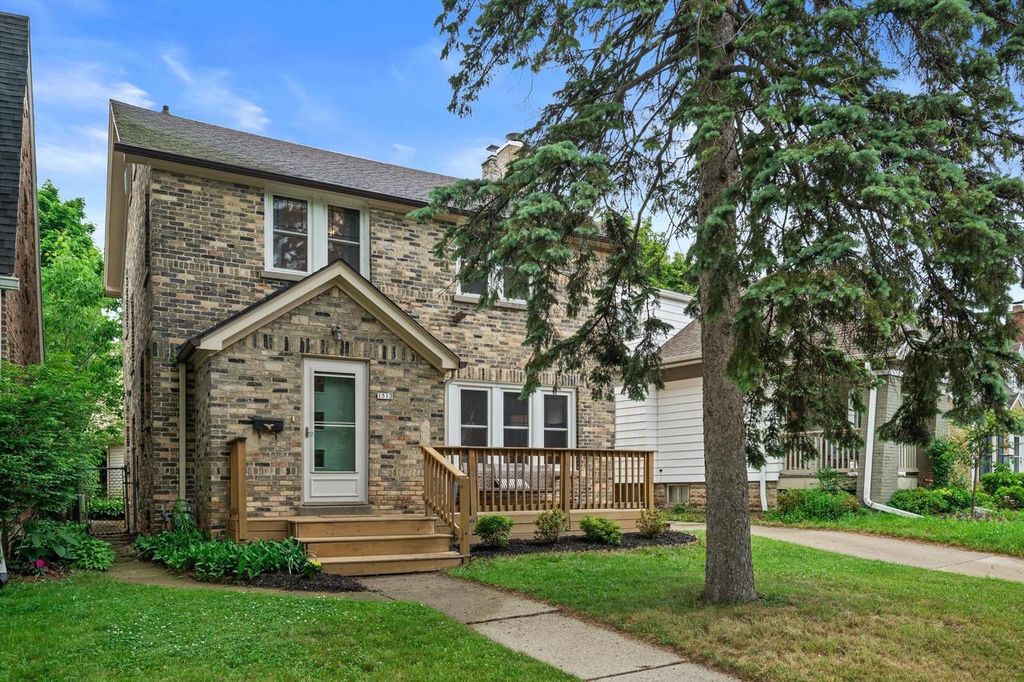 1512 E Olive STREET, Shorewood, WI 53211