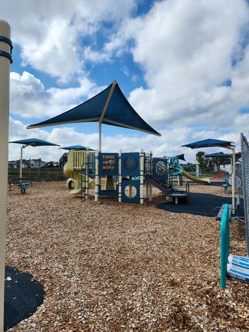 4615 132nd Lane NE, Blaine, MN 55449