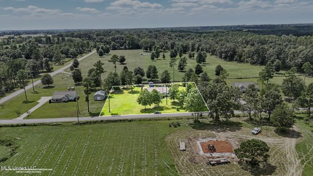 113 Albert Davis Road, Lucedale, MS 39452
