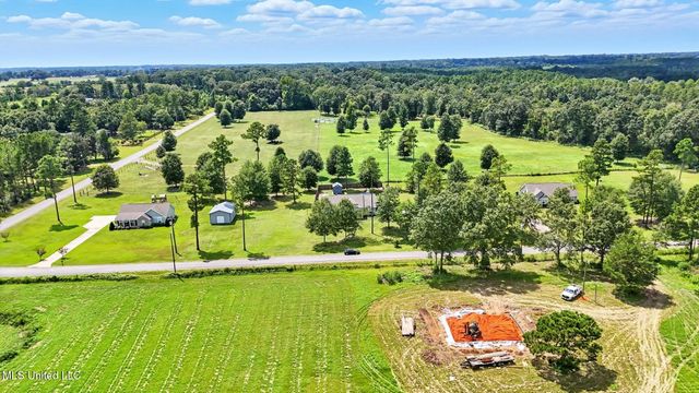 113 Albert Davis Road, Lucedale, MS 39452