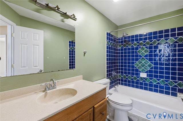 21801 Skinquarter Rd, Moseley, VA 23120