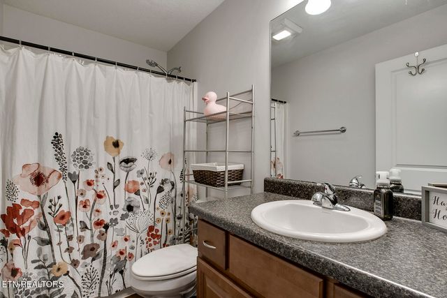 414 Kingsley Court, Maryville, TN 37804