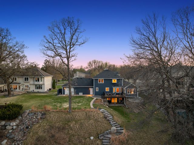 701 W River Parkway, Champlin, MN 55316