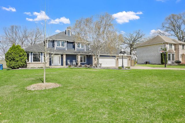 701 W River Parkway, Champlin, MN 55316