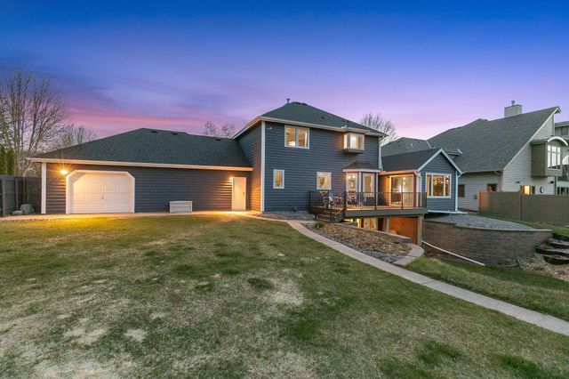 701 W River Parkway, Champlin, MN 55316