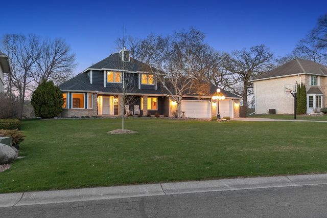 701 W River Parkway, Champlin, MN 55316