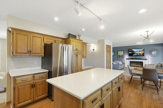 701 W River Parkway, Champlin, MN 55316