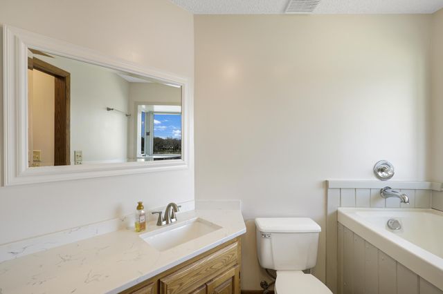 701 W River Parkway, Champlin, MN 55316